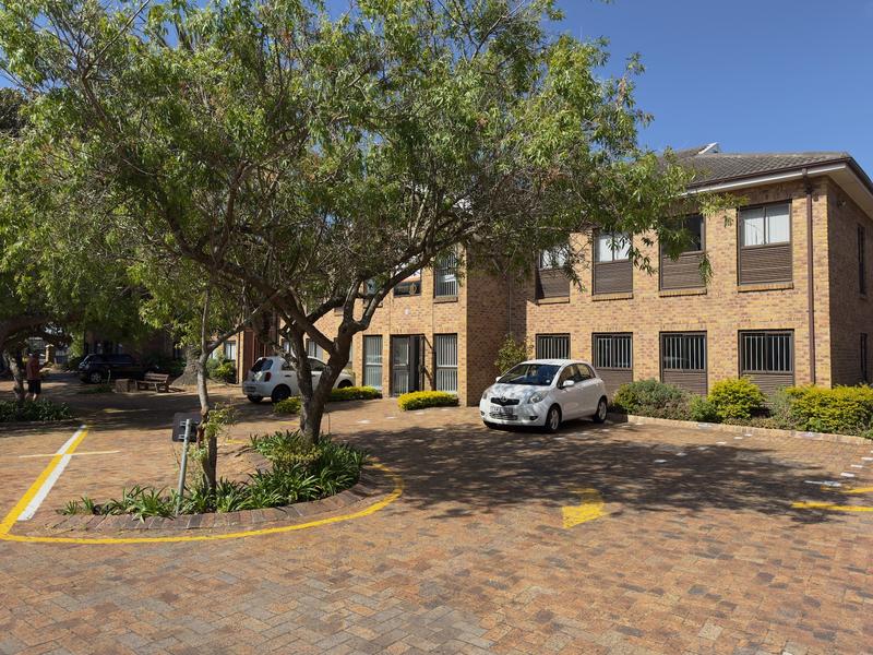 To Let Commercial Property for Rent in Claremont Western Cape
